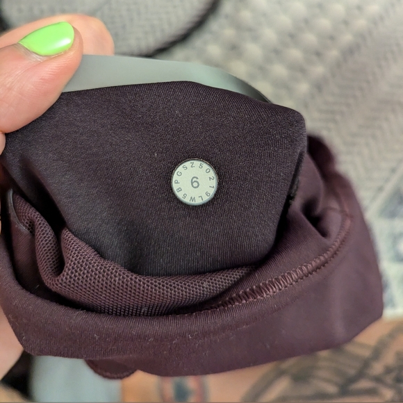 Lululemon Invigorate High-Rise Tight 25" - Picture 6 of 6